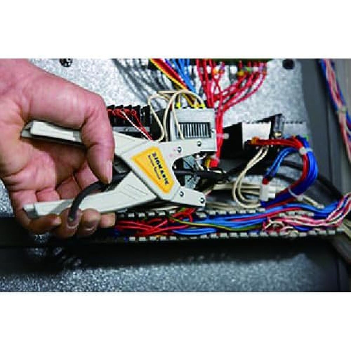 V2H2FC35EFB11A28DD8AB6950603B1C6C0AR7707697P6