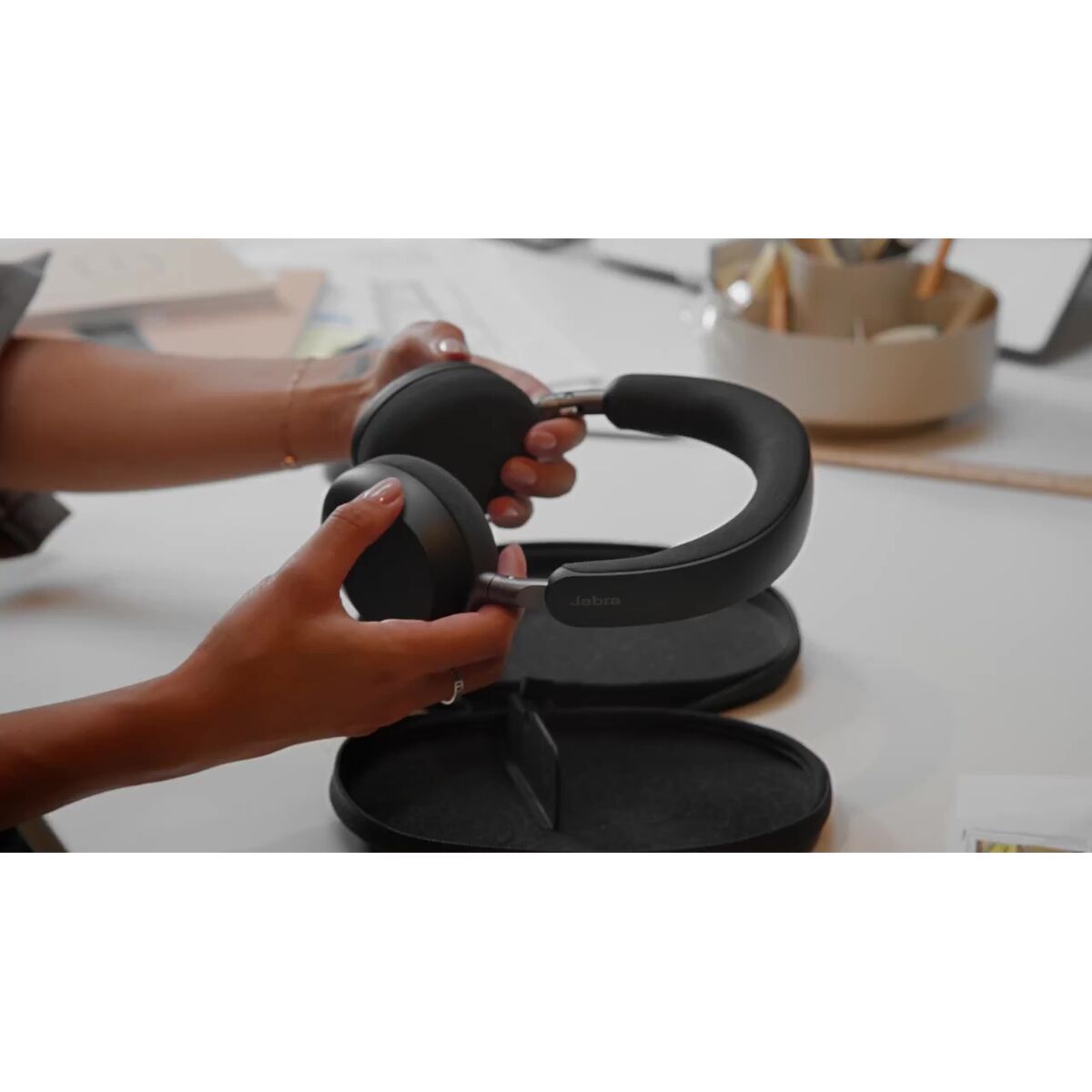 V2H77BC534D513A3025BC21FA068A253733R7741353P5