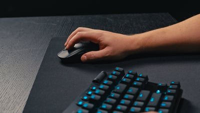 Logitech Mouse G Pro X Superlight 2 Óptico 5 Buttons Wireless 2.4GHZ Receptor Logitech Lightspeed Black — image 1