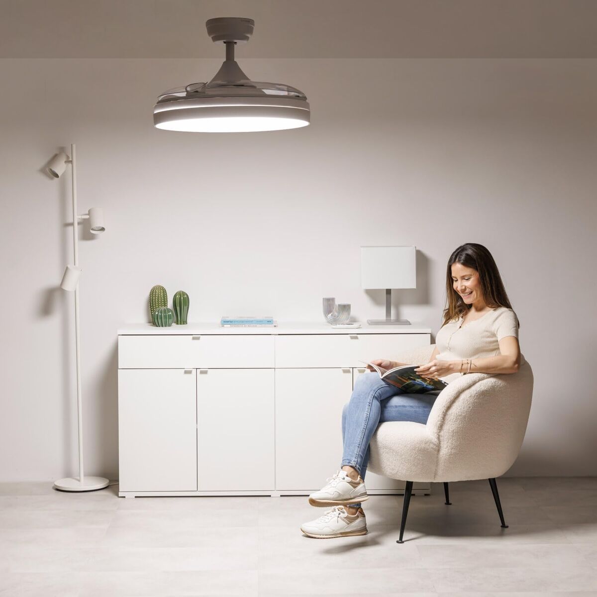 V3H04DE43B49AB90B7C8520D6432F2028C3R7819984P2