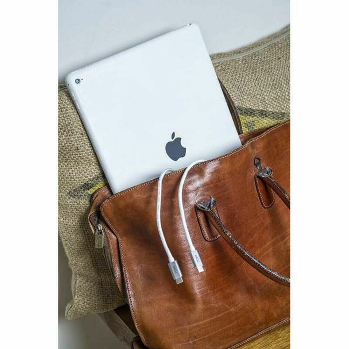 V13H0FAEA49A7F8F92538834A3B47B30EED6R3306368P3