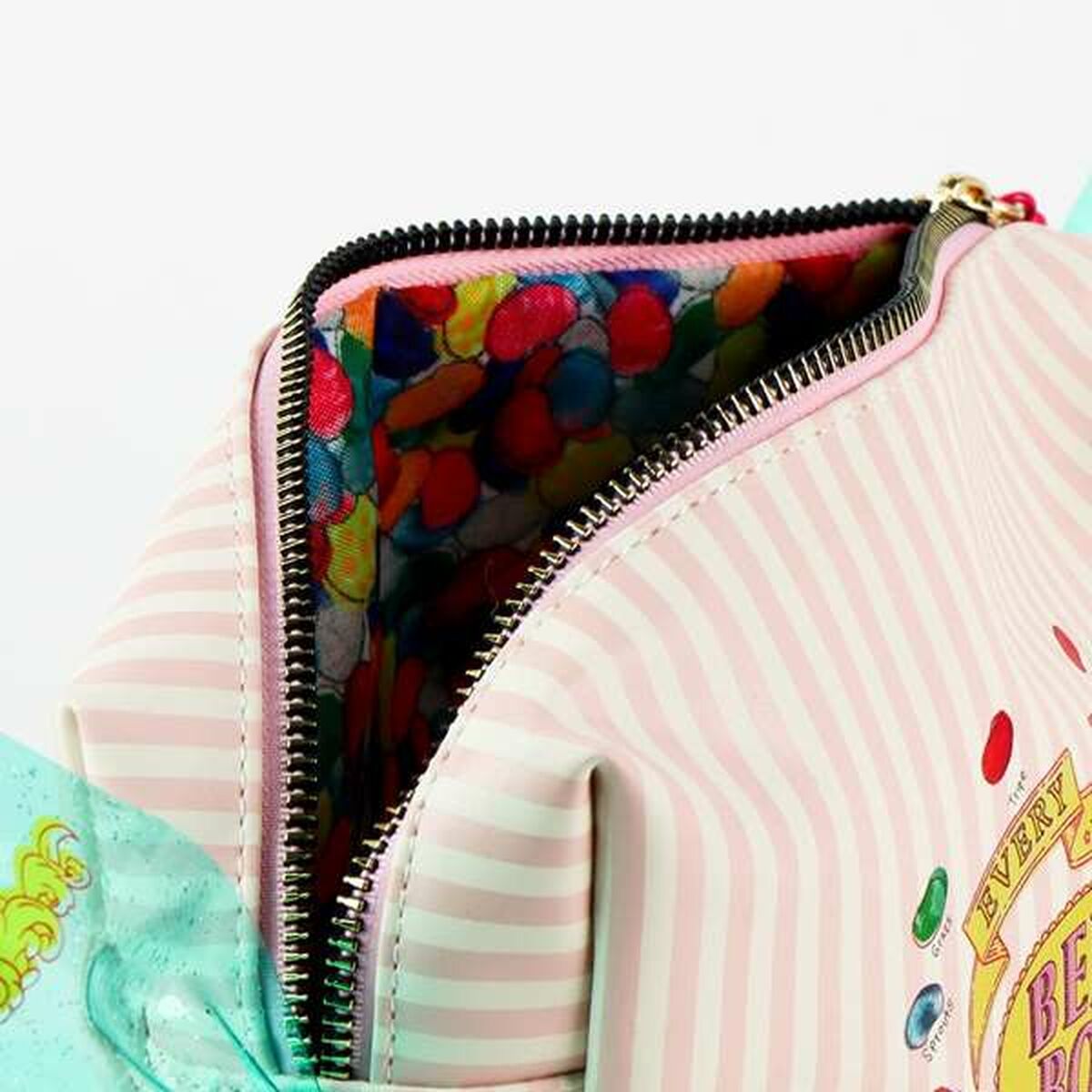 V4HC4C09002FA8BC5D8E4AB30520272A25CR7186685P6