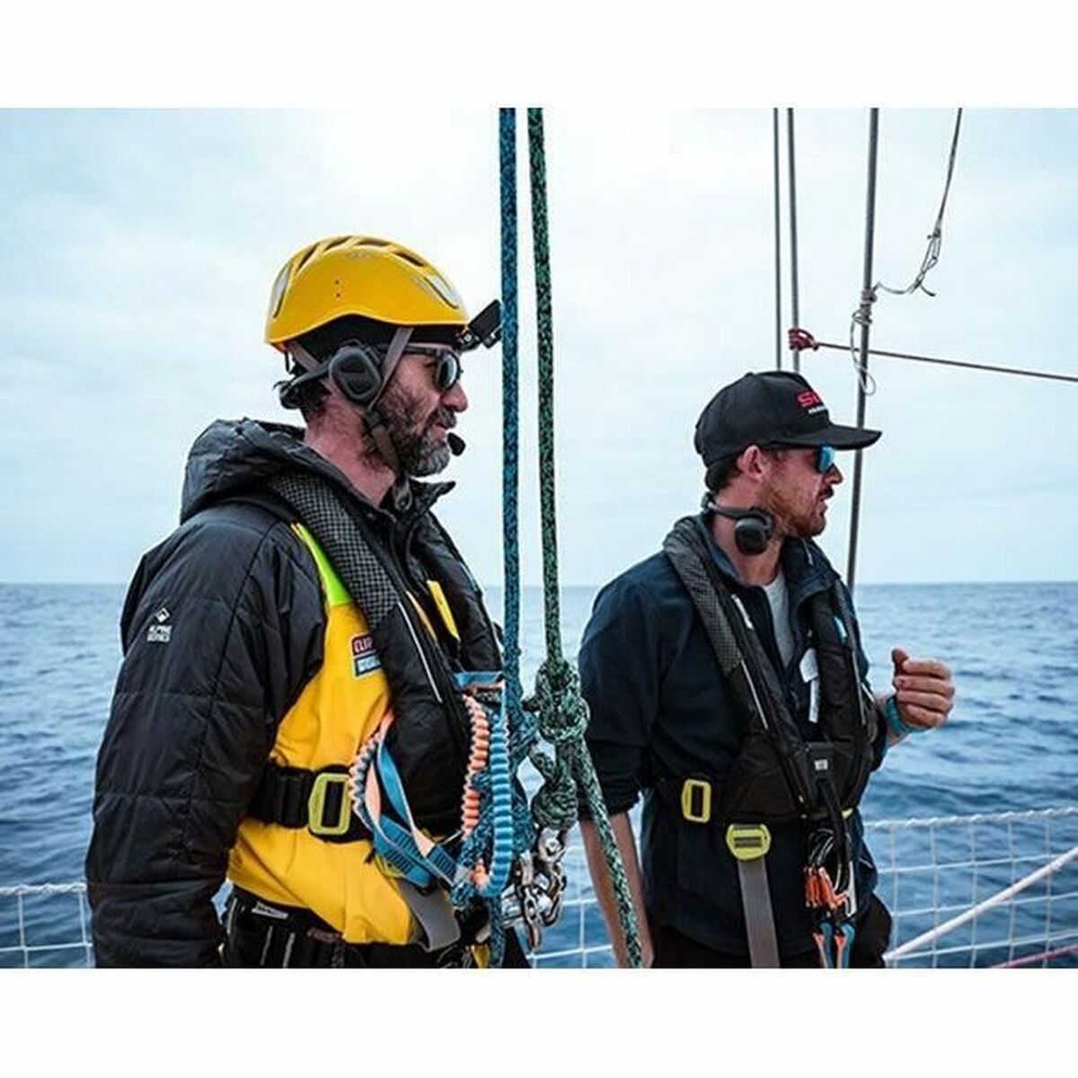 V5H46BE30AA12F8135F379469188D717CB1R5784063P2